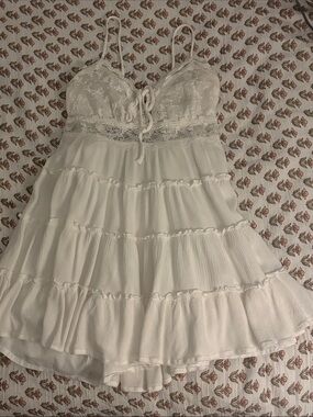 Windsor White Tiered Lace Mini Dress *Perfect for Graduation